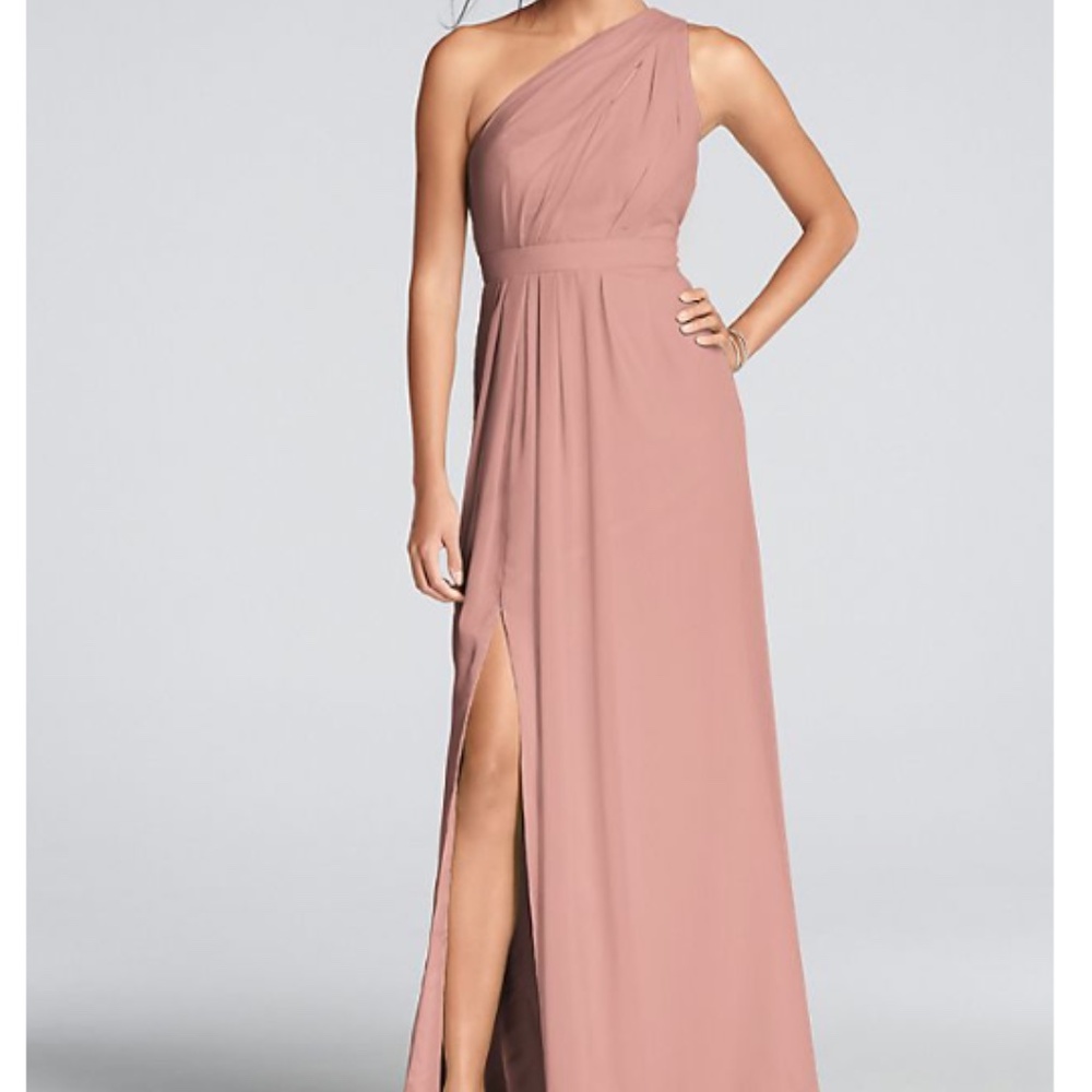 Long one-shoulder crinkle chiffon dress